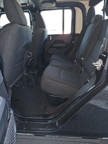 2022 Jeep Gladiator Overland 4x4