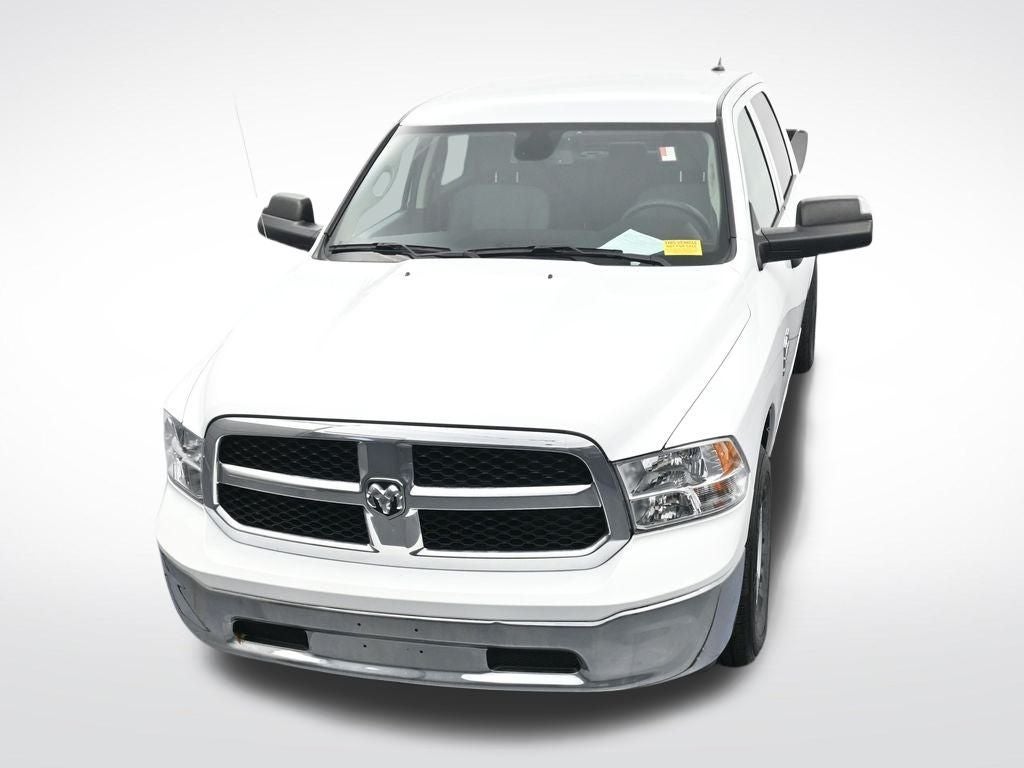 2023 RAM 1500 Classic SLT Crew Cab 4x2 5'7' Box