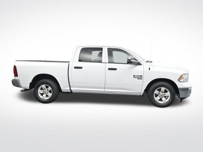 2023 RAM 1500 Classic SLT Crew Cab 4x2 5'7' Box