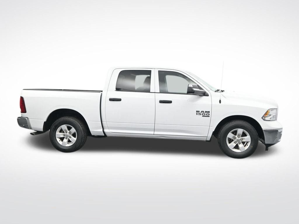 2023 RAM 1500 Classic SLT Crew Cab 4x2 5'7' Box
