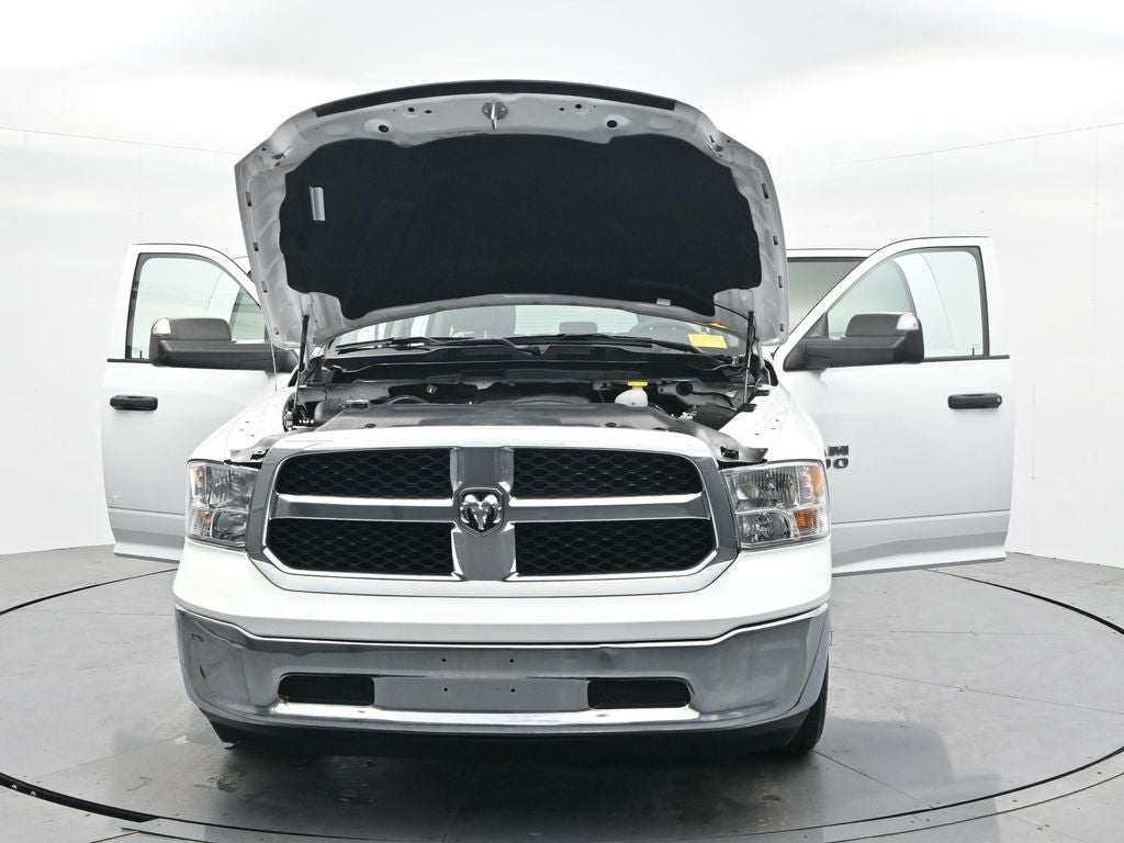 2023 RAM 1500 Classic SLT Crew Cab 4x2 5'7' Box