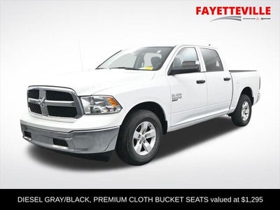 2023 RAM 1500 Classic SLT Crew Cab 4x2 5'7' Box