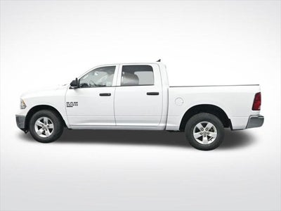 2023 RAM 1500 Classic SLT Crew Cab 4x2 5'7' Box