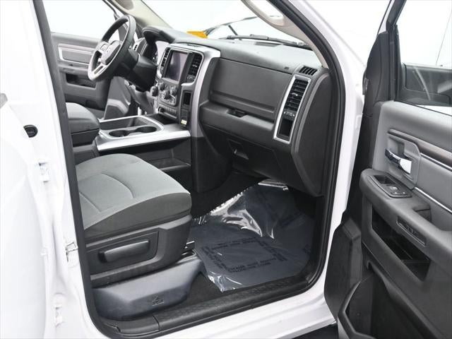 2023 RAM 1500 Classic SLT Crew Cab 4x2 5'7' Box