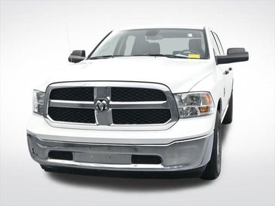 2023 RAM 1500 Classic SLT Crew Cab 4x2 5'7' Box