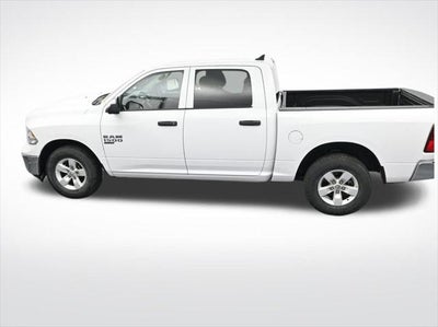 2023 RAM 1500 Classic SLT Crew Cab 4x2 5'7' Box