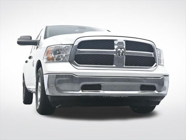 2023 RAM 1500 Classic SLT Crew Cab 4x2 5'7' Box