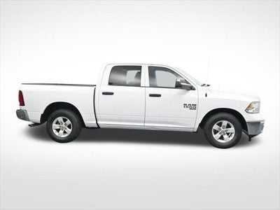 2023 RAM 1500 Classic SLT Crew Cab 4x2 5'7' Box