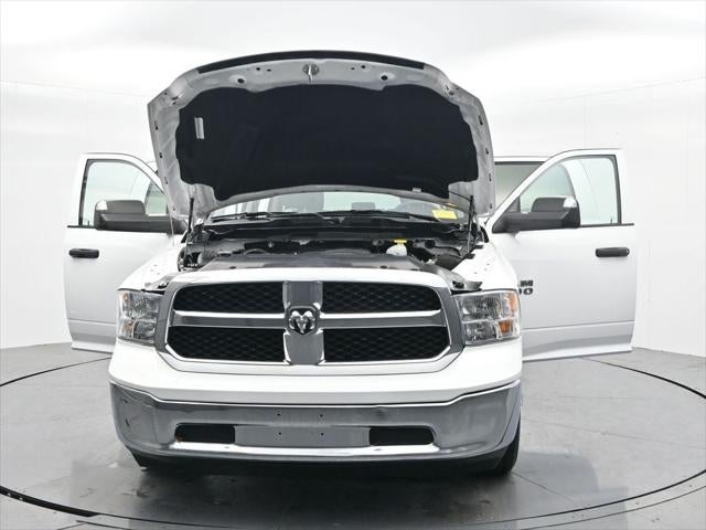 2023 RAM 1500 Classic SLT Crew Cab 4x2 5'7' Box