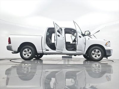 2023 RAM 1500 Classic SLT Crew Cab 4x2 5'7' Box