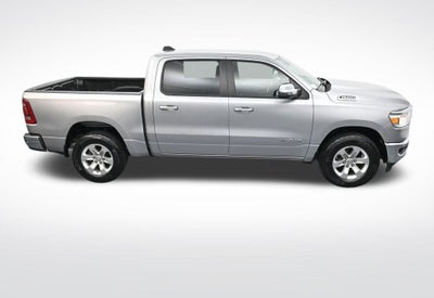 2024 RAM 1500 Laramie Crew Cab 4x2 5'7' Box