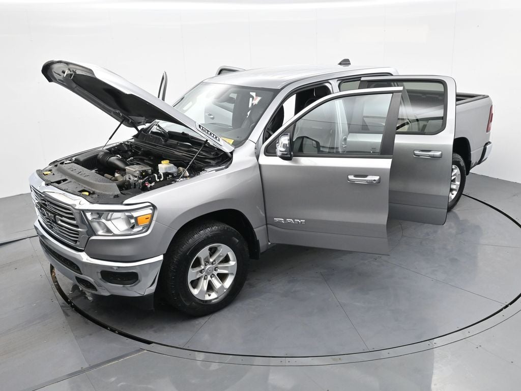 2024 RAM 1500 Laramie Crew Cab 4x2 5'7' Box