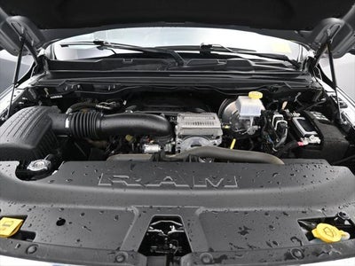 2024 RAM 1500 Laramie Crew Cab 4x2 5'7' Box