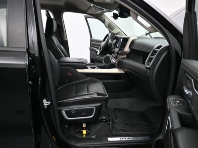 2022 RAM 1500 Laramie Crew Cab 4x4 5'7' Box