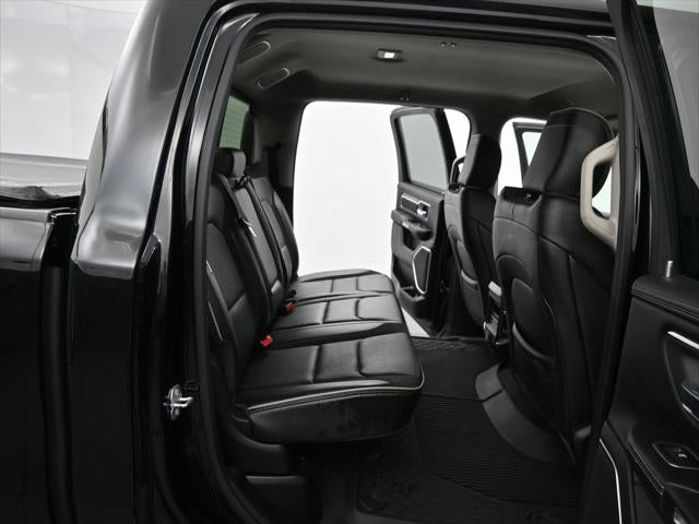 2022 RAM 1500 Laramie Crew Cab 4x4 5'7' Box