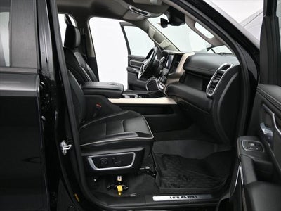 2022 RAM 1500 Laramie Crew Cab 4x4 5'7' Box