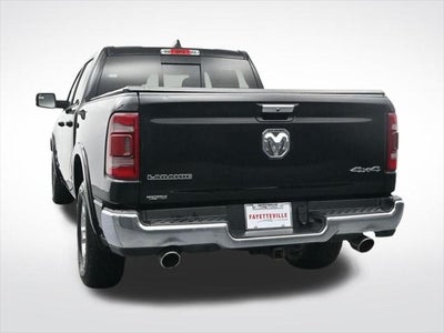 2022 RAM 1500 Laramie Crew Cab 4x4 5'7' Box