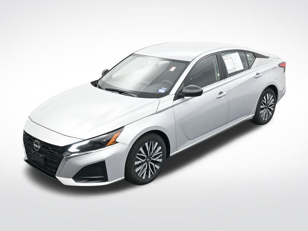 2024 Nissan Altima SV FWD