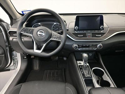 2024 Nissan Altima SV FWD