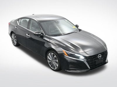2023 Nissan Altima SL FWD