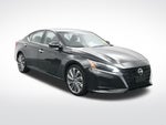 2023 Nissan Altima SL FWD