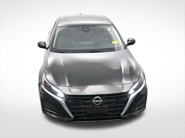 2023 Nissan Altima SL FWD