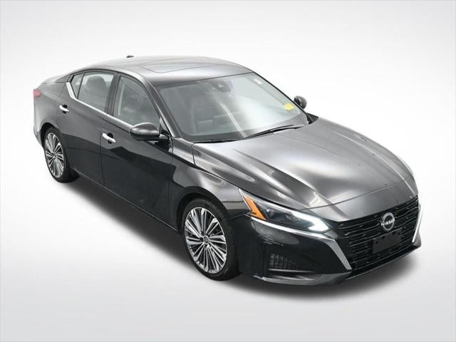 2023 Nissan Altima SL FWD