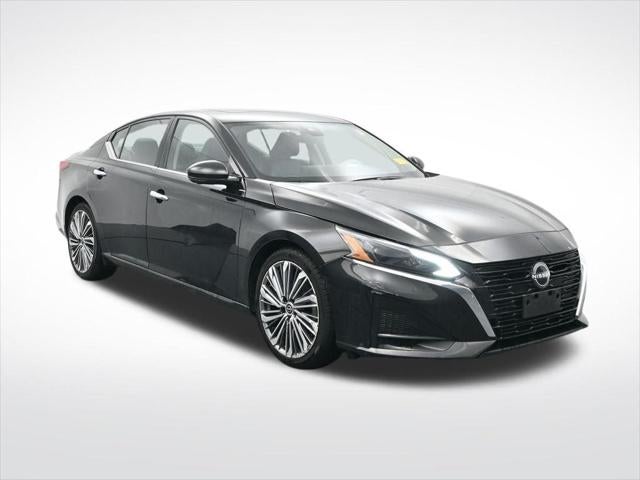 2023 Nissan Altima SL FWD