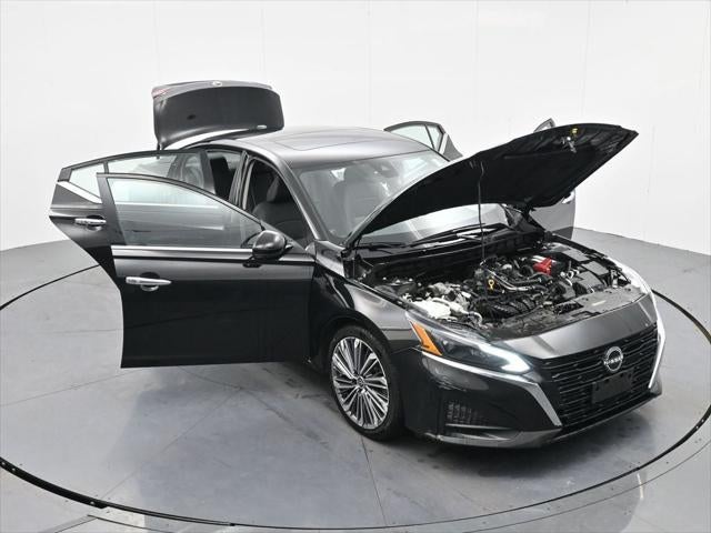 2023 Nissan Altima SL FWD