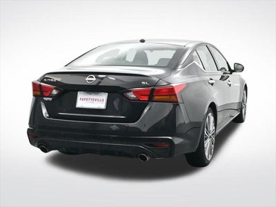 2023 Nissan Altima SL FWD