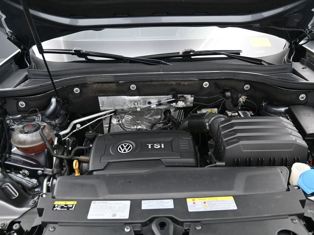 2022 Volkswagen Atlas Cross Sport 2.0T SE w/Technology