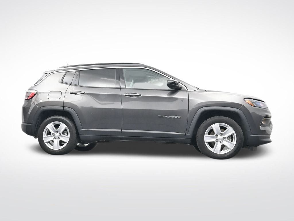 2022 Jeep Compass Latitude FWD