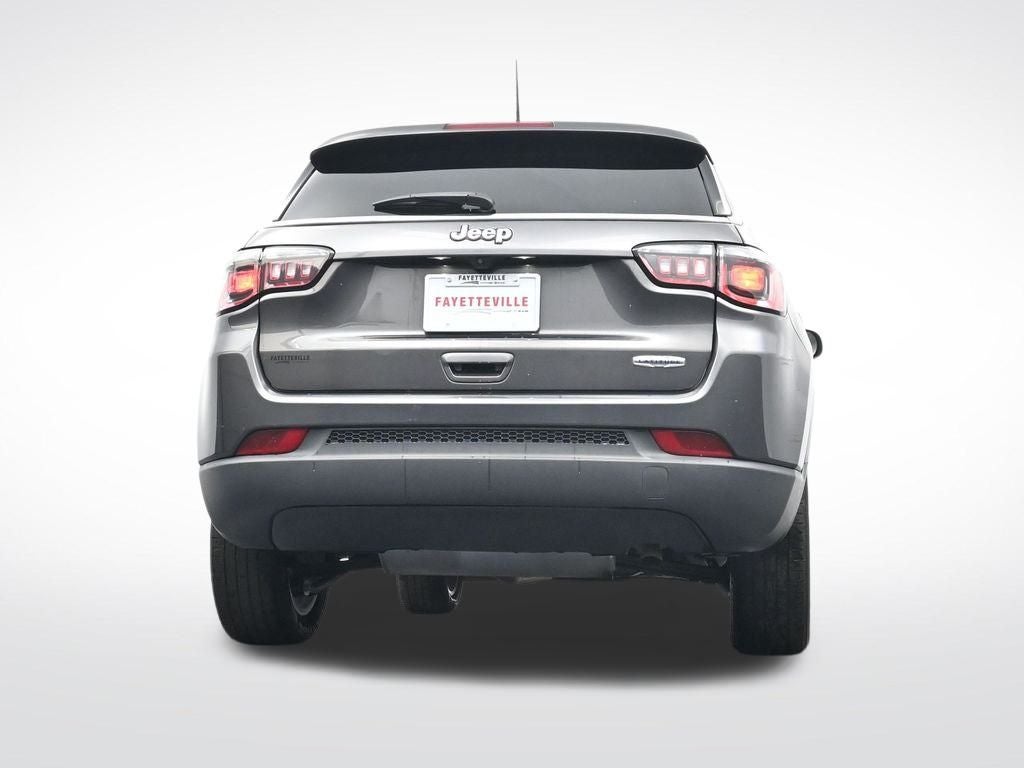 2022 Jeep Compass Latitude FWD