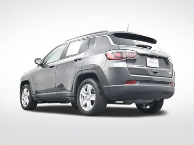 2022 Jeep Compass Latitude FWD