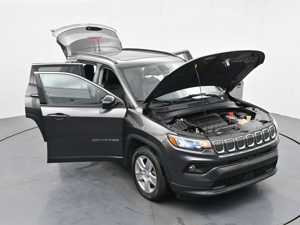 2022 Jeep Compass Latitude FWD