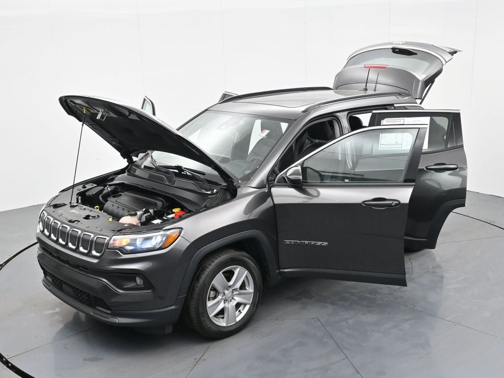 2022 Jeep Compass Latitude FWD
