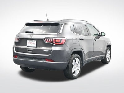 2022 Jeep Compass Latitude FWD