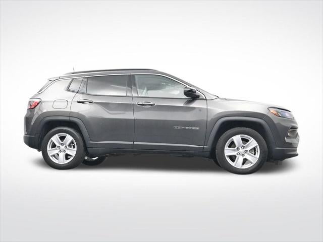2022 Jeep Compass Latitude FWD