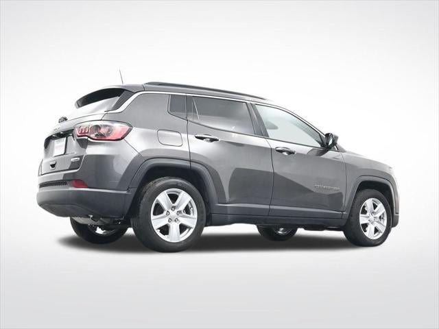 2022 Jeep Compass Latitude FWD