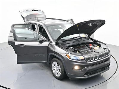 2022 Jeep Compass Latitude FWD