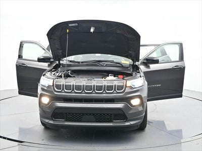 2022 Jeep Compass Latitude FWD