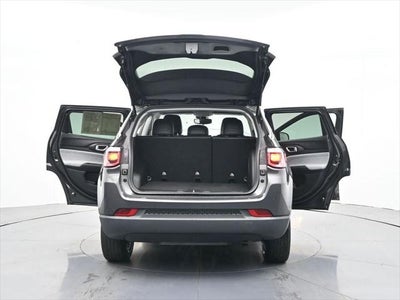 2022 Jeep Compass Latitude FWD