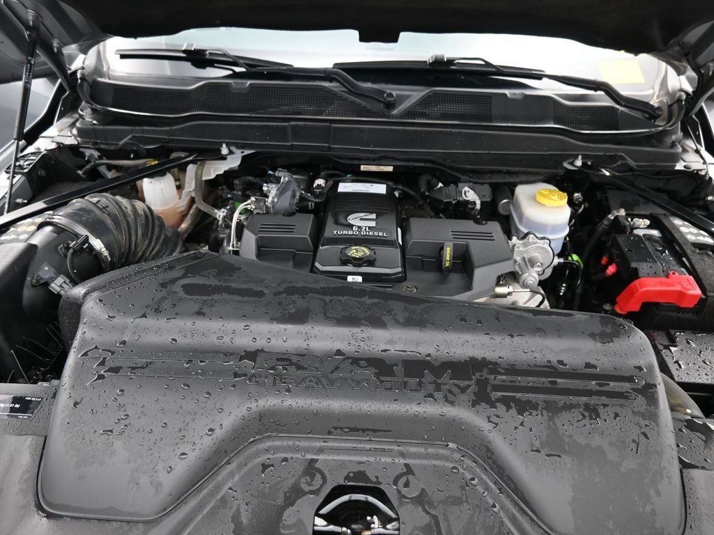 2024 RAM 2500 Laramie Crew Cab 4x4 6'4' Box