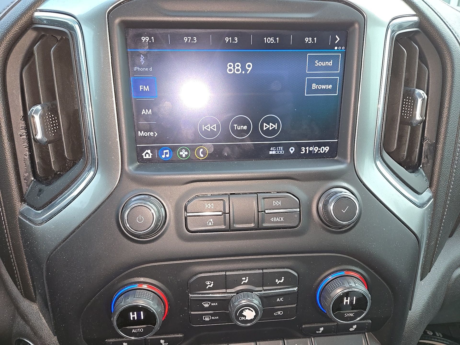 2020 Chevrolet Silverado 1500 2WD Crew Cab Short Bed LT