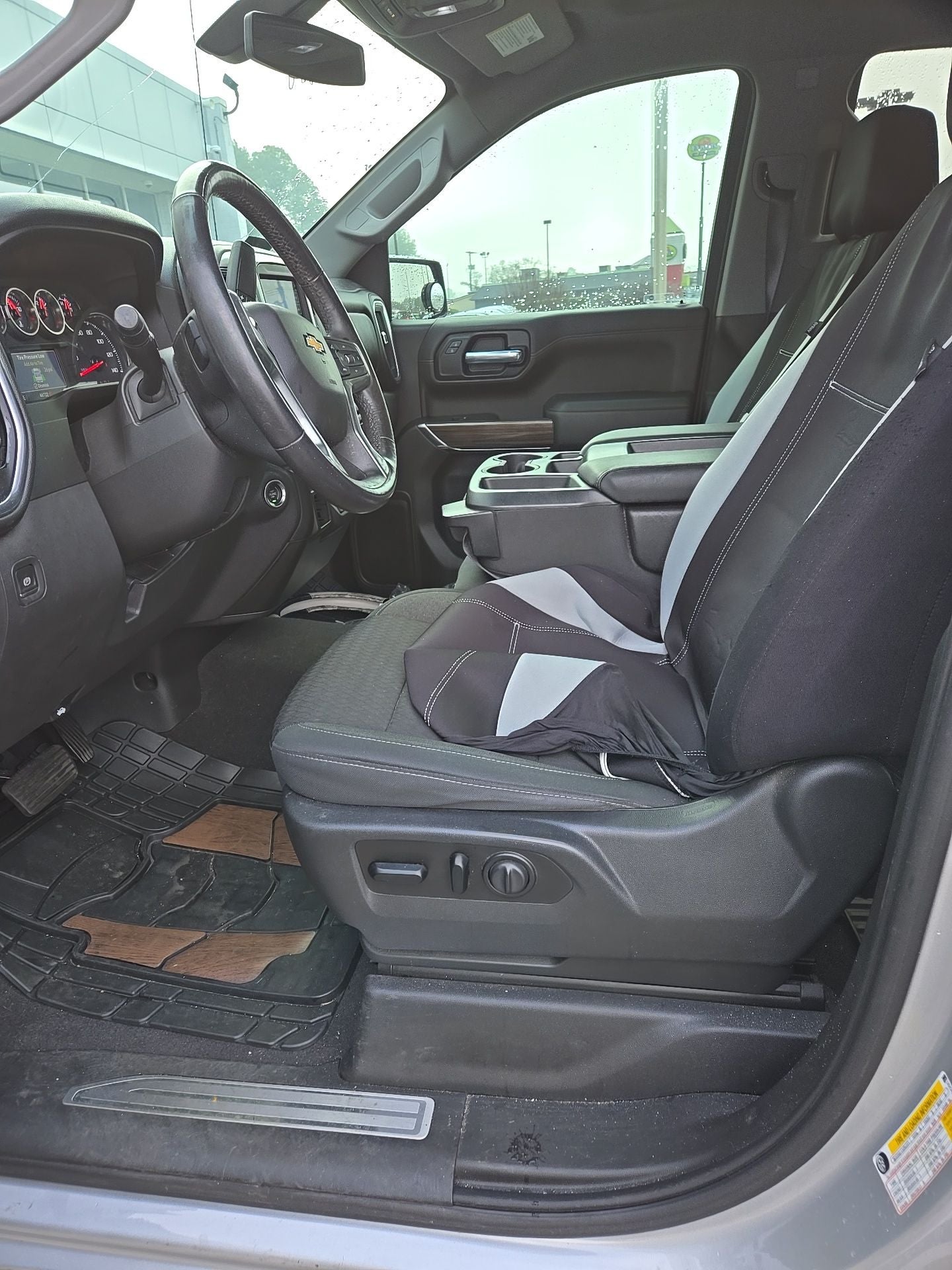 2020 Chevrolet Silverado 1500 2WD Crew Cab Short Bed LT