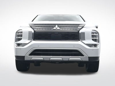 2024 Mitsubishi Outlander Base