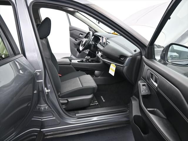 2024 Nissan Rogue SV FWD
