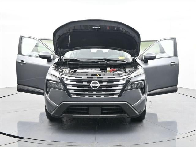 2024 Nissan Rogue SV FWD