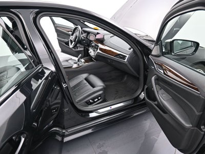 2019 BMW 5 Series xDrive