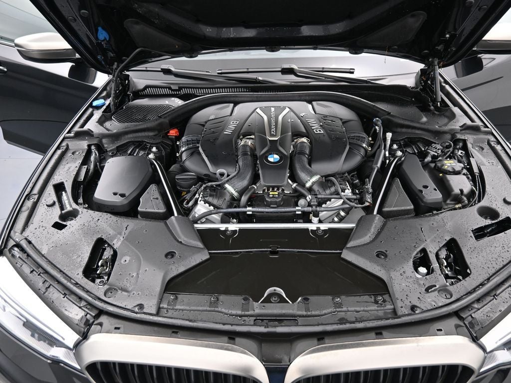 2019 BMW 5 Series xDrive